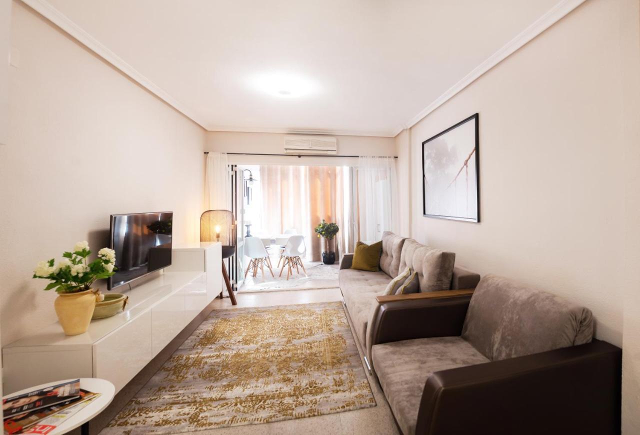 Holiday Studio Jardin Playa Torrevieja Zewnętrze zdjęcie