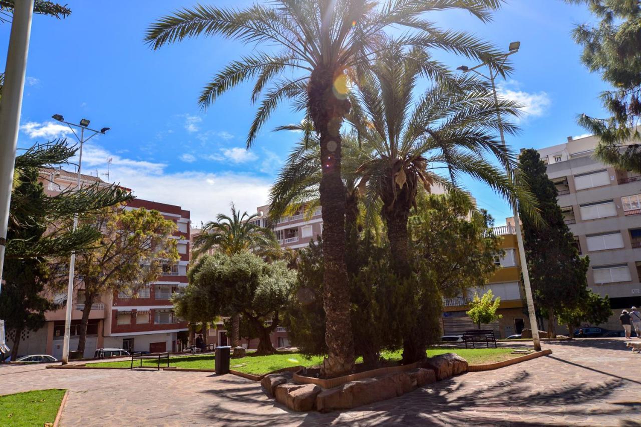 Holiday Studio Jardin Playa Torrevieja Zewnętrze zdjęcie