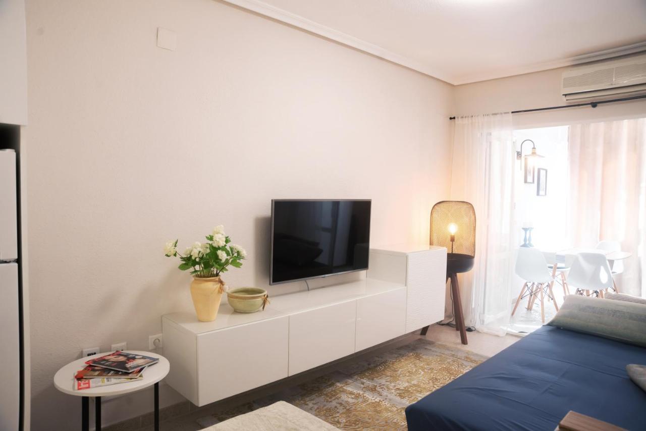 Holiday Studio Jardin Playa Torrevieja Zewnętrze zdjęcie